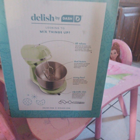 Delighted By Dash Stand Mixer - Picture 4 of 4